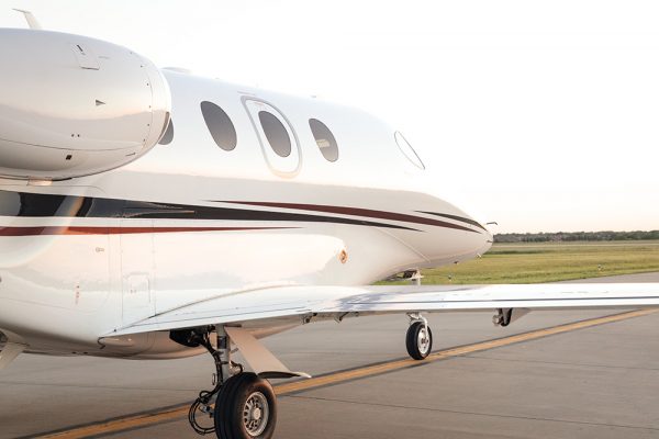 N81HR Premier 1A-68_cmp