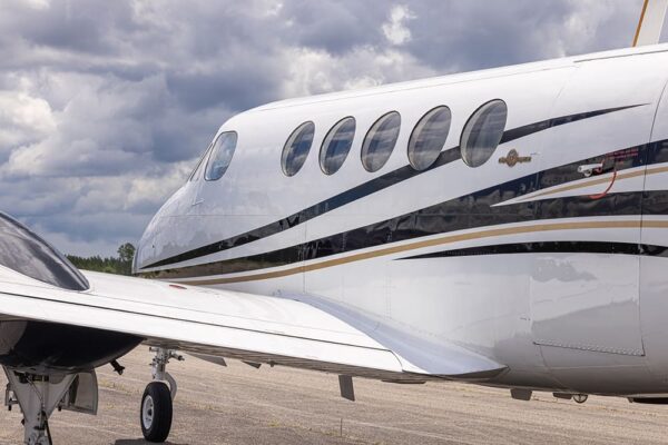 King Air - N216RP-12