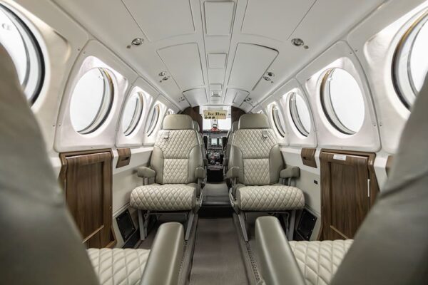 King Air - N216RP-17