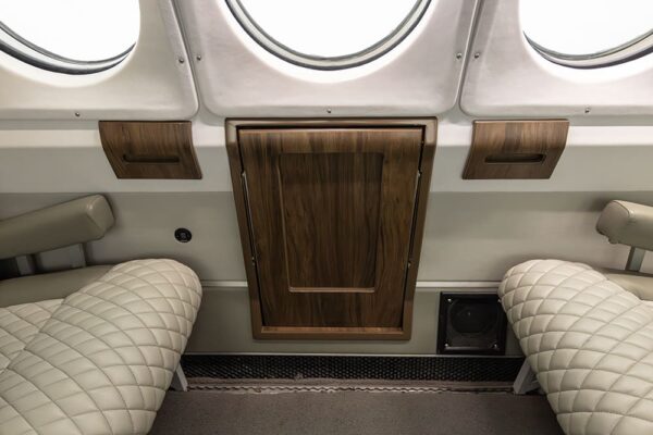 King Air - N216RP-40