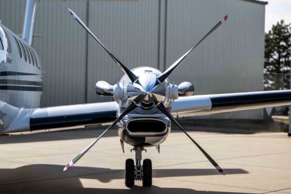 KingAir300-FA-142_041-Edit